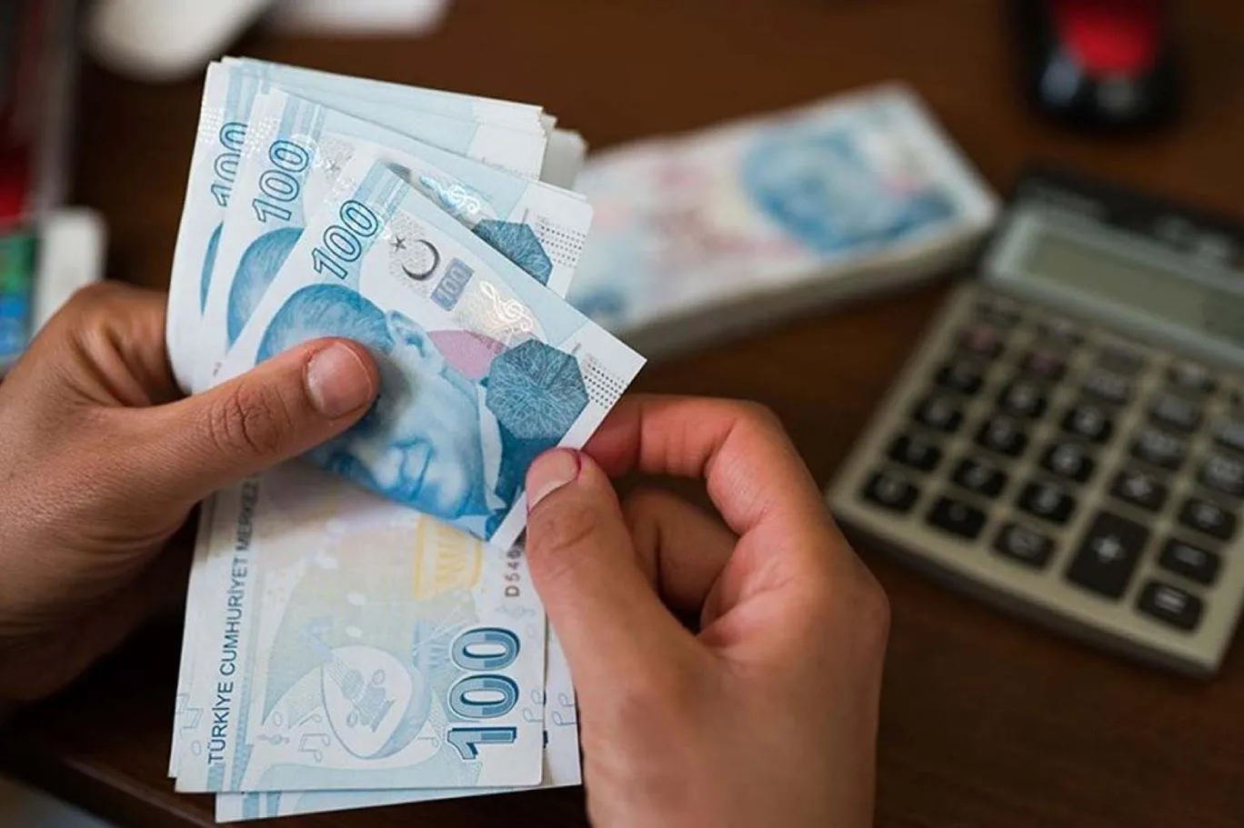 İhbar Tazminatı Nedir, Nasıl Alınır?
