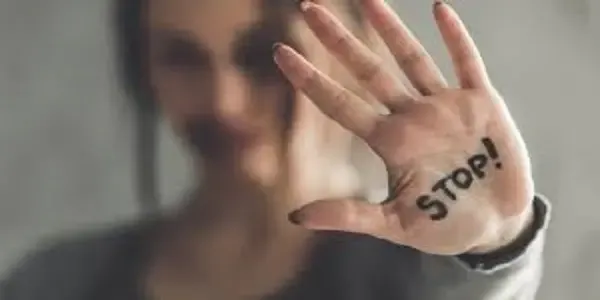 6284 Sayılı Ailenin Korunması ve Kadına Karşı Şiddetin Önlemesi Hakkındaki Kanun ve Uzaklaştırma Kararı
